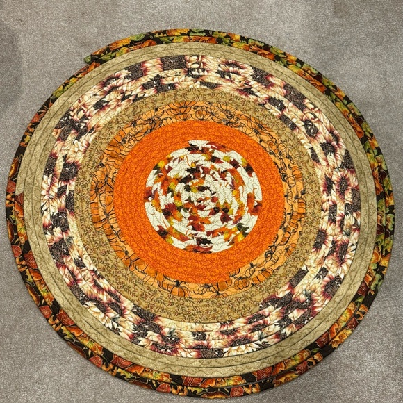 New handmade Round Fall Autumn Jelly Roll Rug - Picture 1 of 7